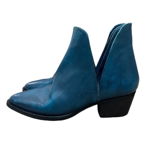 Free People Charm Double V Ankle Boot - Picture 11 of 12